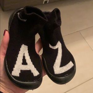 Collégien x Nununu Slippers 26/27 Eu size NWOT